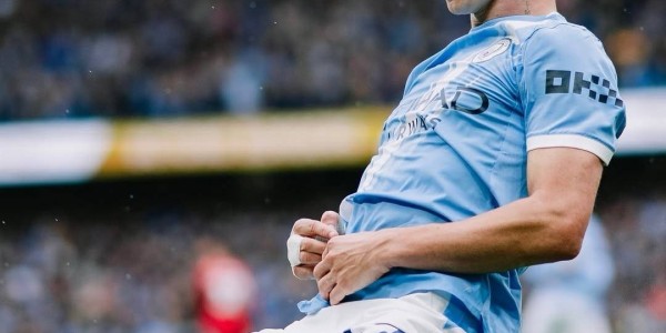 2场造4球！一个23，一个25，却是瓜迪奥拉的曼城进攻最倚仗两人！