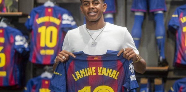 亚马尔续约巴塞罗那至2031年，新赛季荣耀身披10号战袍