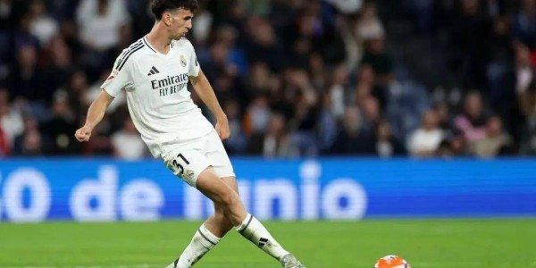 意甲疯狂赚取一亿！恩多耶转会英超，奥斯梅恩7500万转投土超豪门